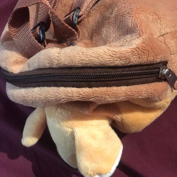 Incredibly Adorable Fuzzy Joey Baby Kangaroo children’s back pack - Picture 2 of 5